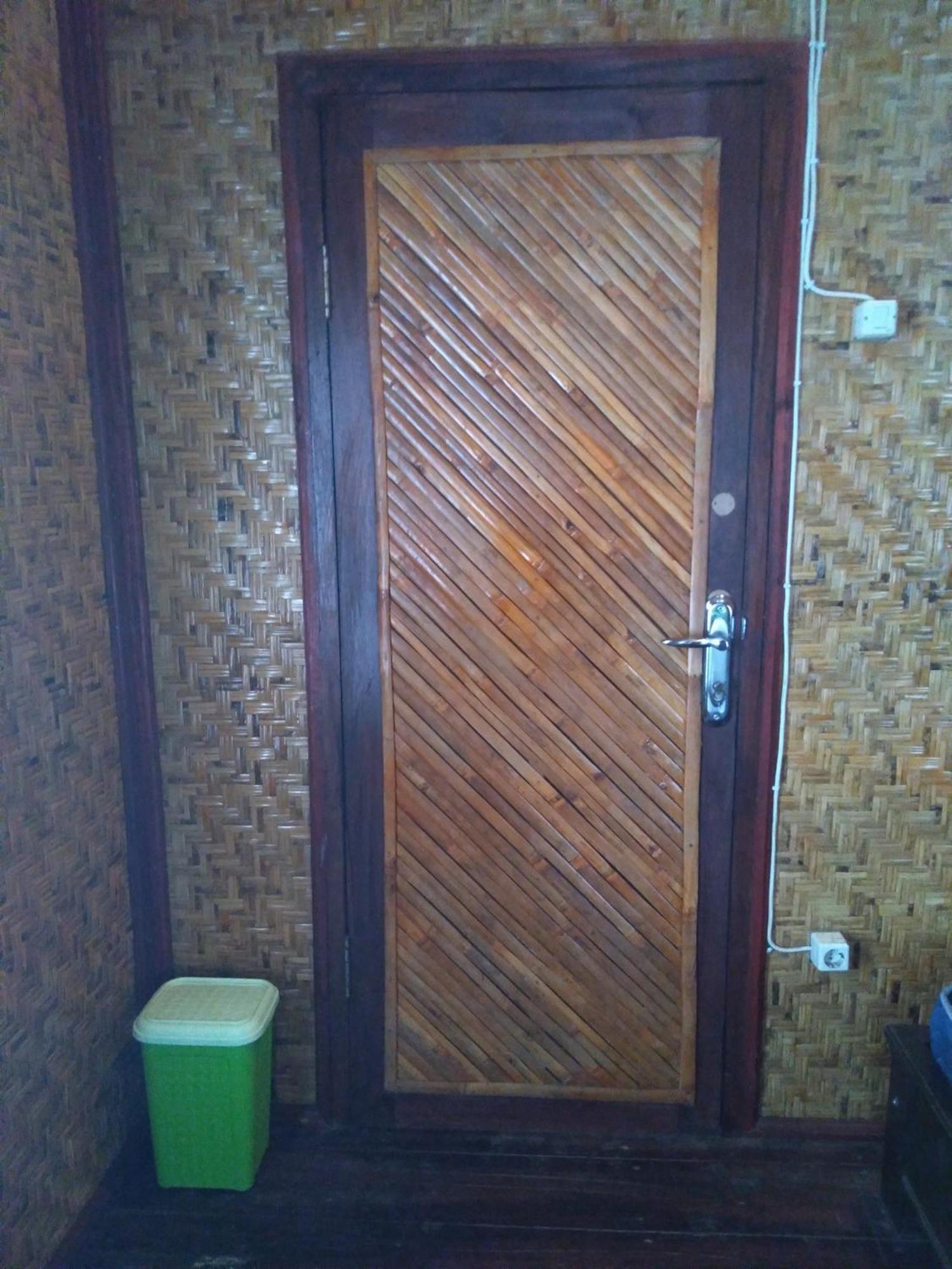 Lima Bintang Hotell Gili Trawangan Rom bilde